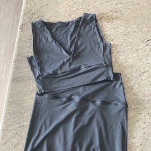 Epoque Evolution “The One Pencil Skirt” and “The One Two Crop Top”